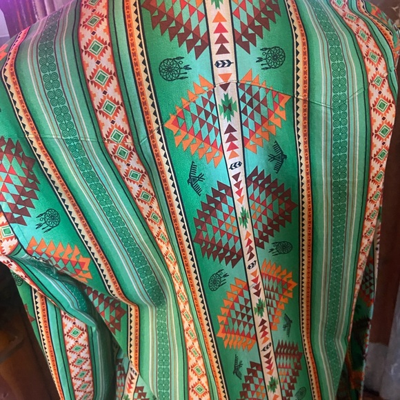 New colorful patterned pearl snap - Picture 2 of 3